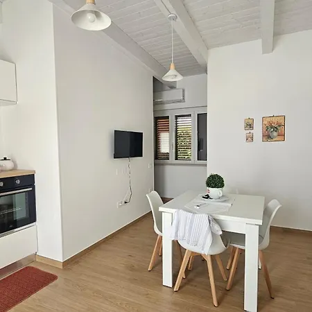 Apartmán Villa Pedras Alloggio Turistico Scanzano Jonico *